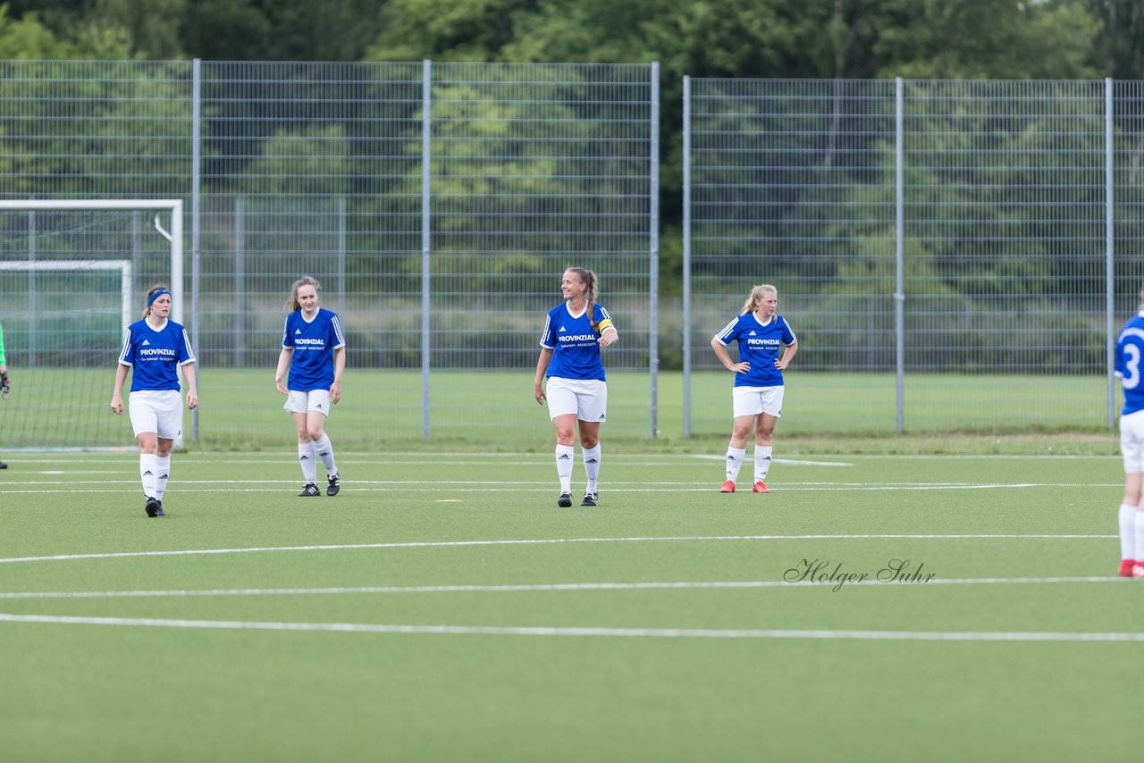 Bild 199 - Frauen FSC Kaltenkirchen - SG Daenisch-Muessen : Ergebnis: 7:1